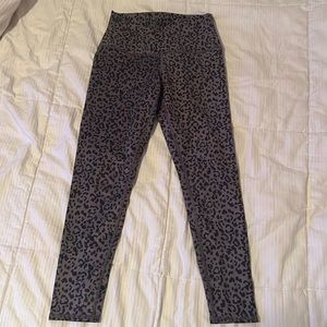 EVCR leggings